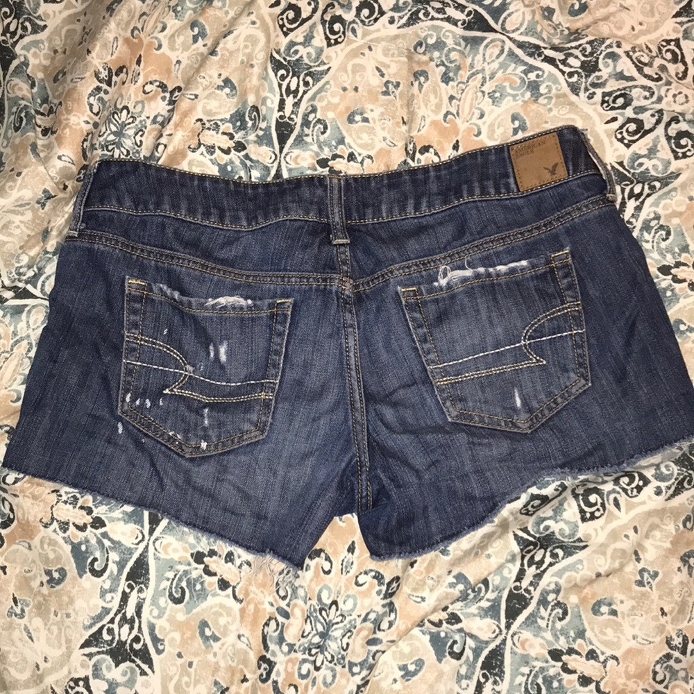 Shorts - Picture 2 of 3